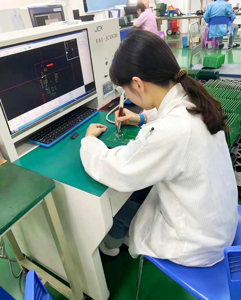 探究PCBA加工中元器件錯(cuò)位的多維度成因
